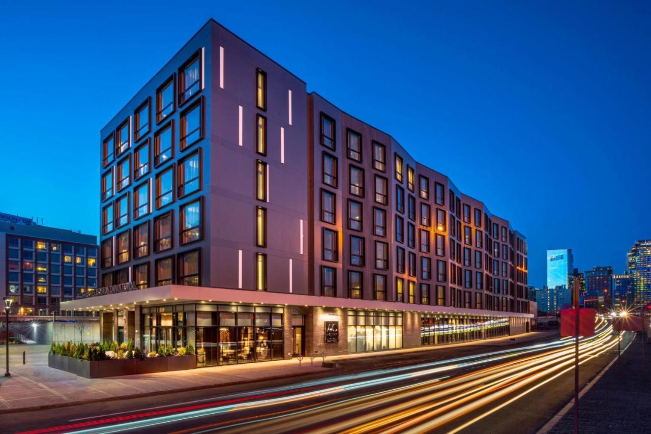 Ac Hotel By Marriott Boston Downtown Exterior photo